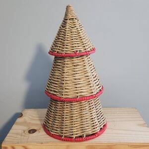 Woven Rattan-like Christmas Valentine Tree with Red Trim NWOT